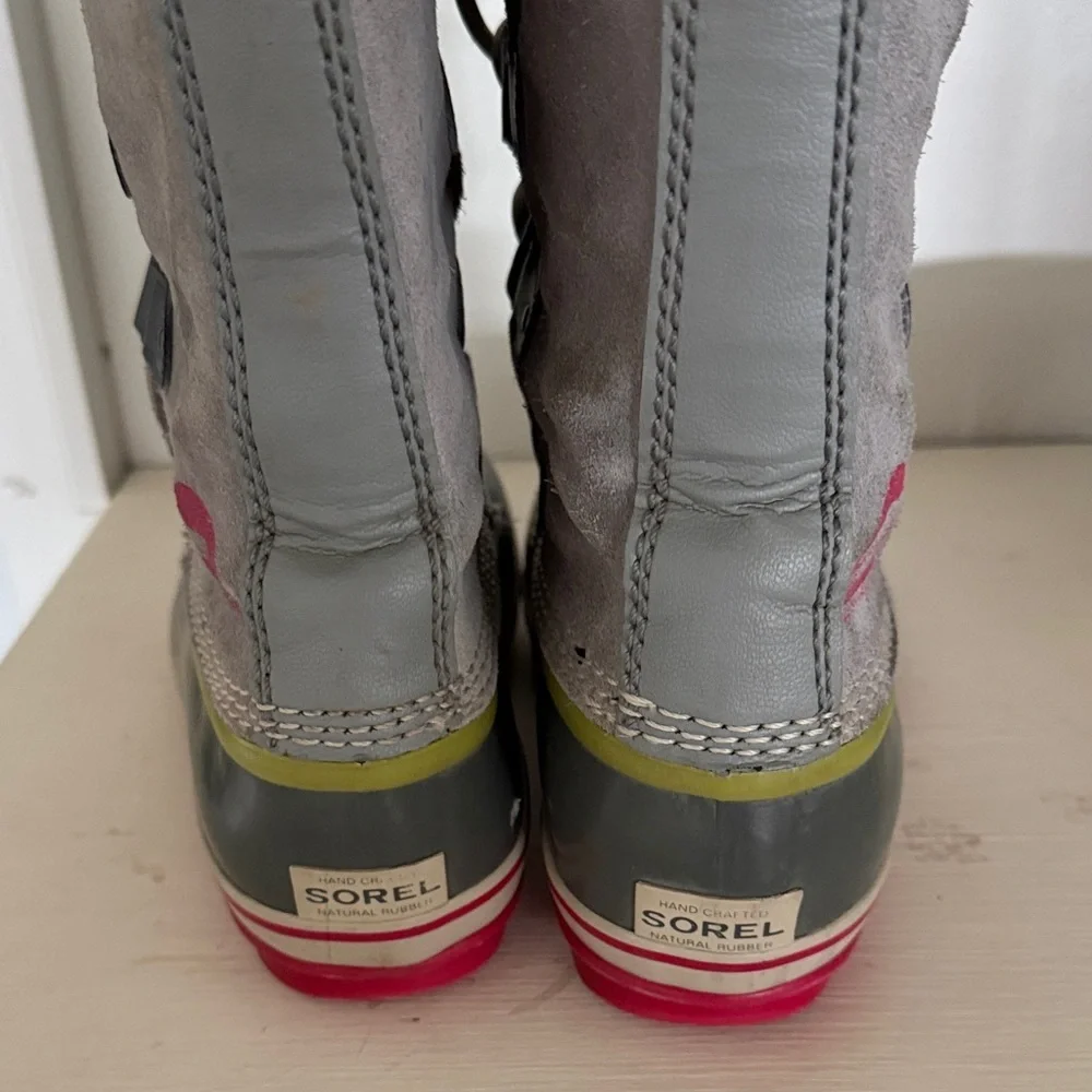 Sorrel Joan of Arc waterproof boots sz 5